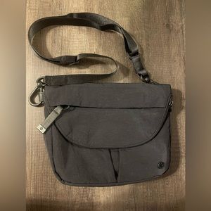 Lululemon Festival Bag